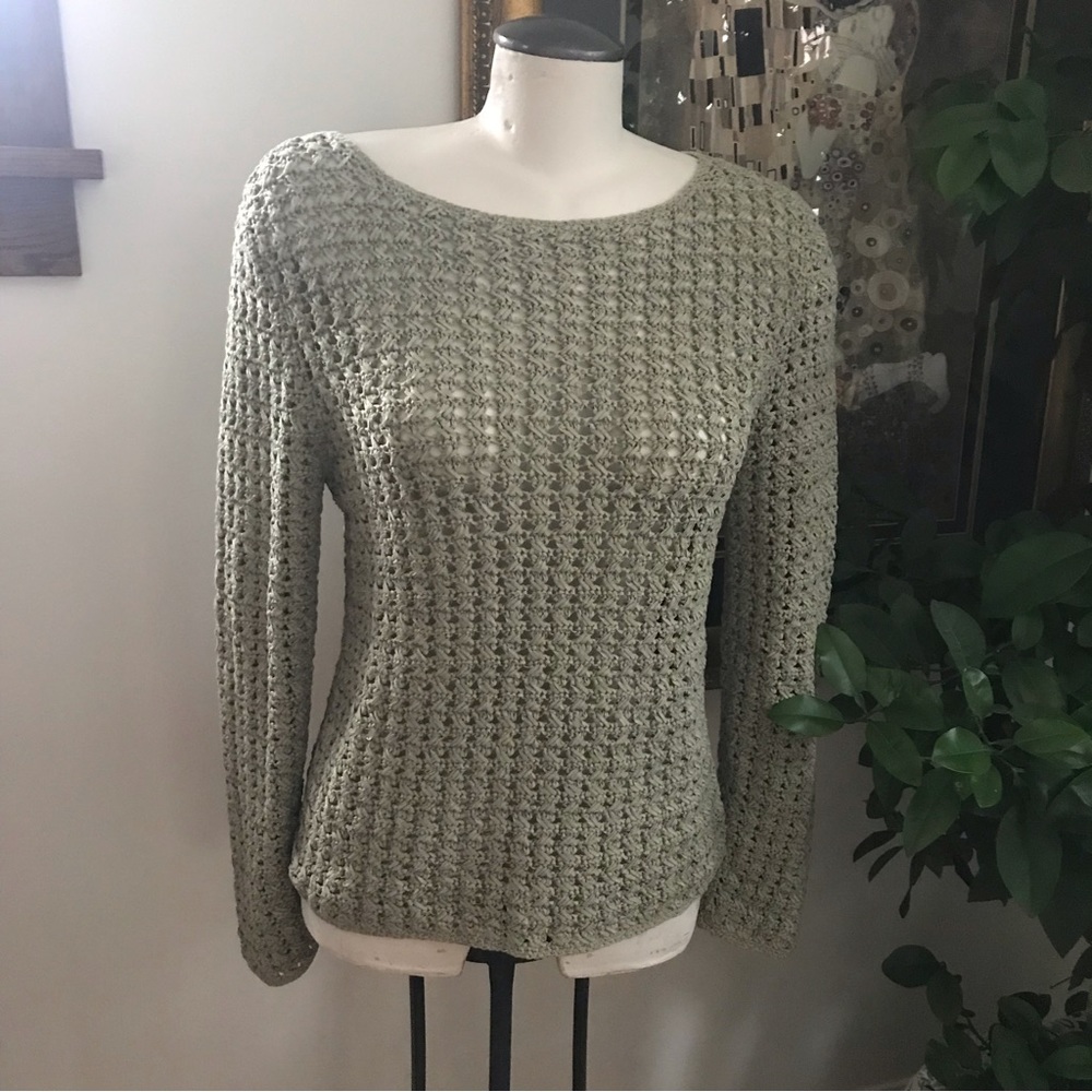 Lovely Liz Claiborne Sweater - Olive Green - Size Medium